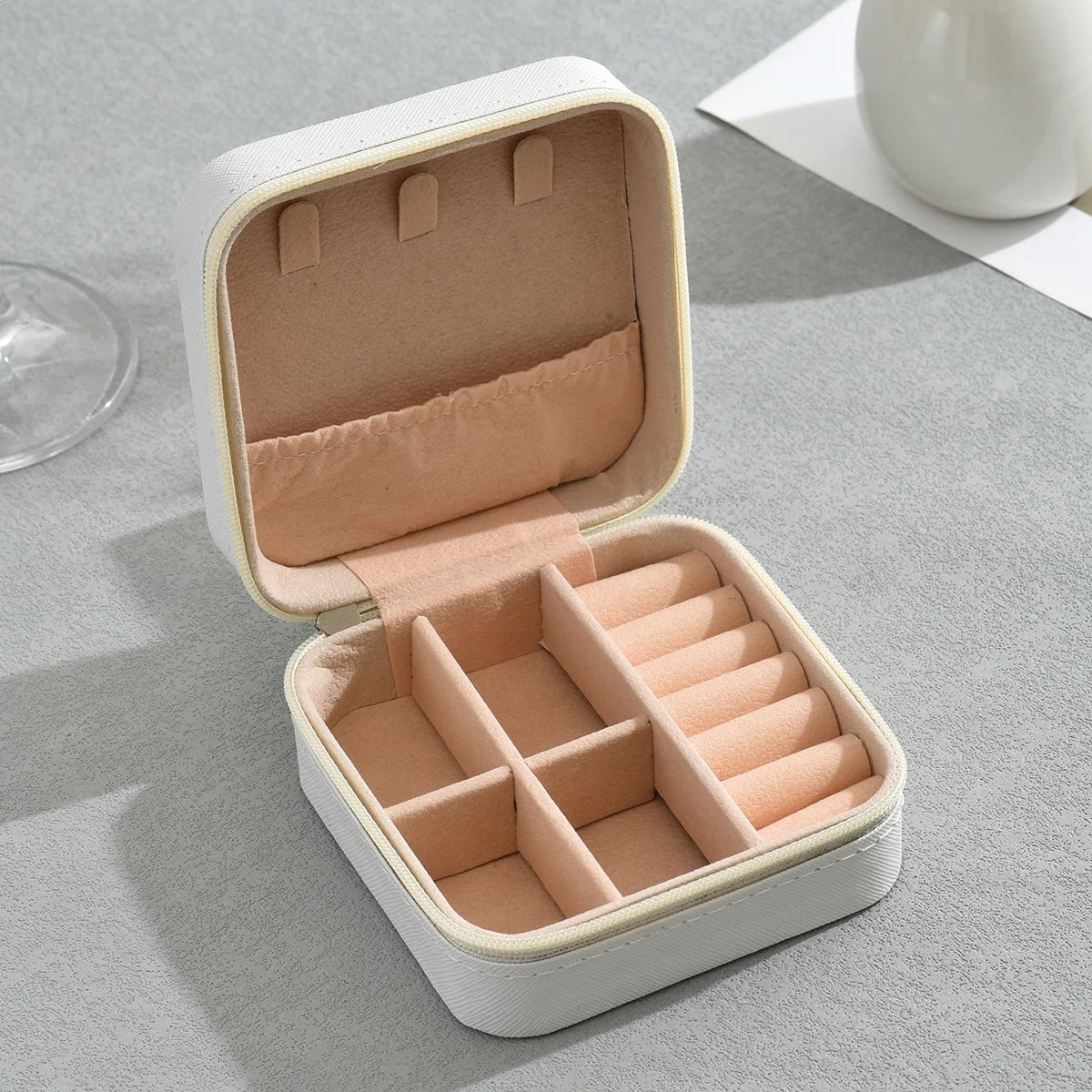Portable Travel Mini Jewelry Box Leather Jewelery Ring Organizer Case Storage Gift Box Girls Women