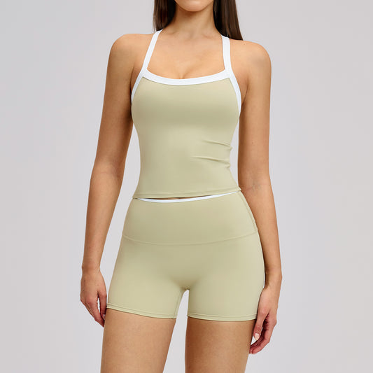 Nude-Feel Yoga Set Contrasting Colors, Crossed Back Design, Tight-Fitting Yoga Wear